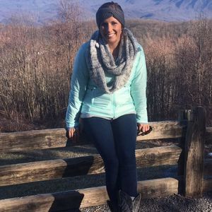 Meet your Posher, Cassie